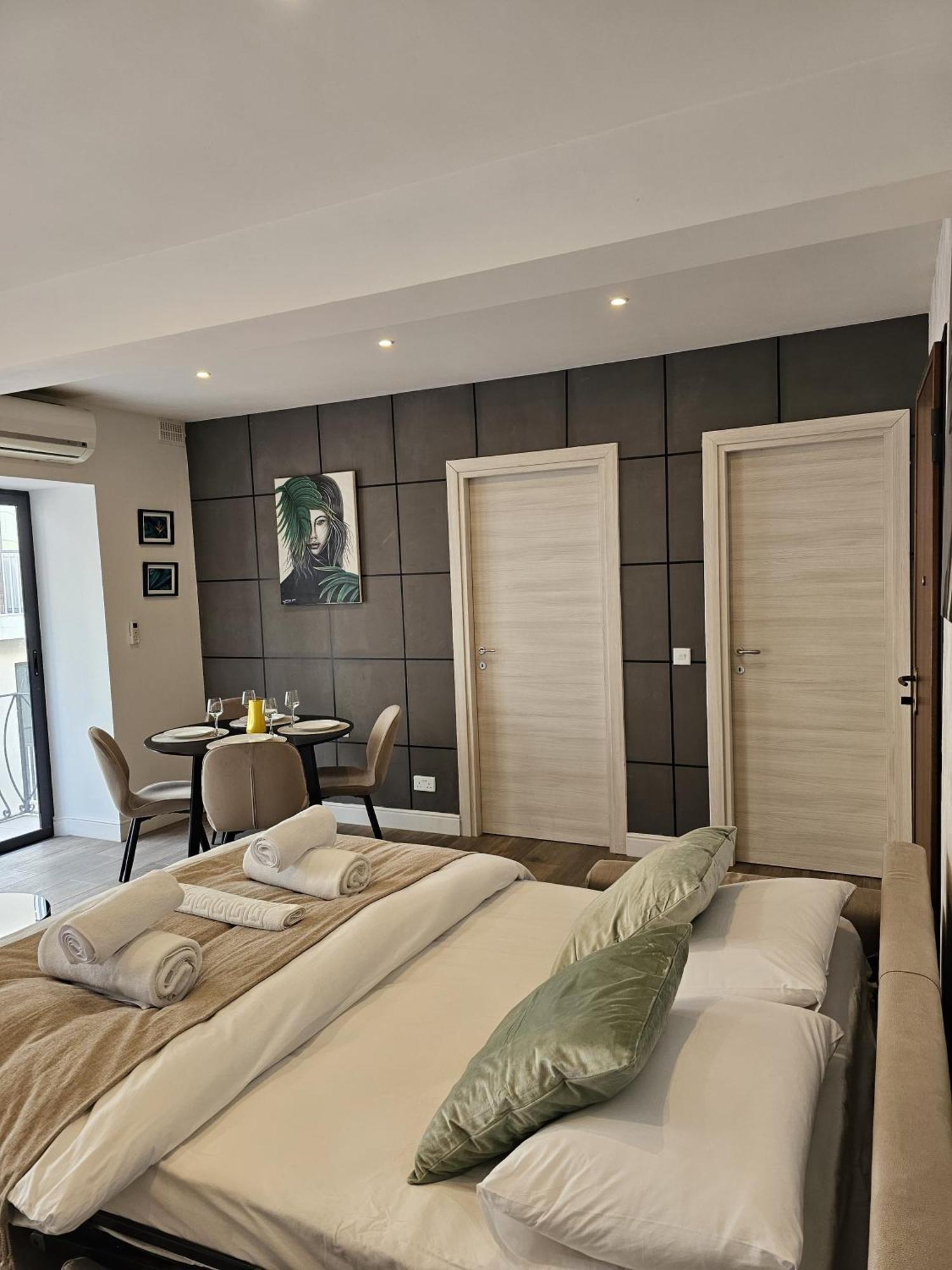 Korzo Suites Sliema III Esterno foto